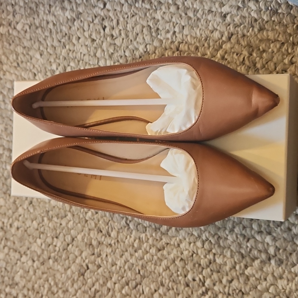 M.GEMI Fortuna Leather Flats Sz 38
